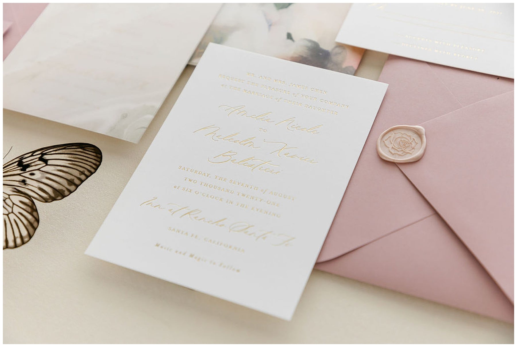 How Many Wedding Invitations to Order