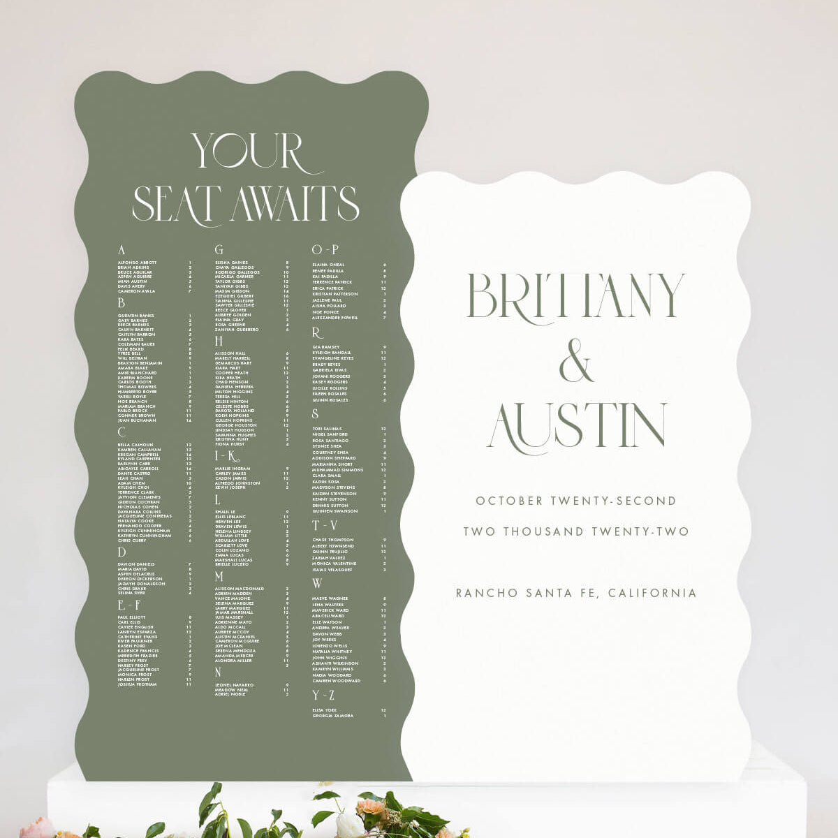 Scalloped Welcome Sign | Lily & Roe Co