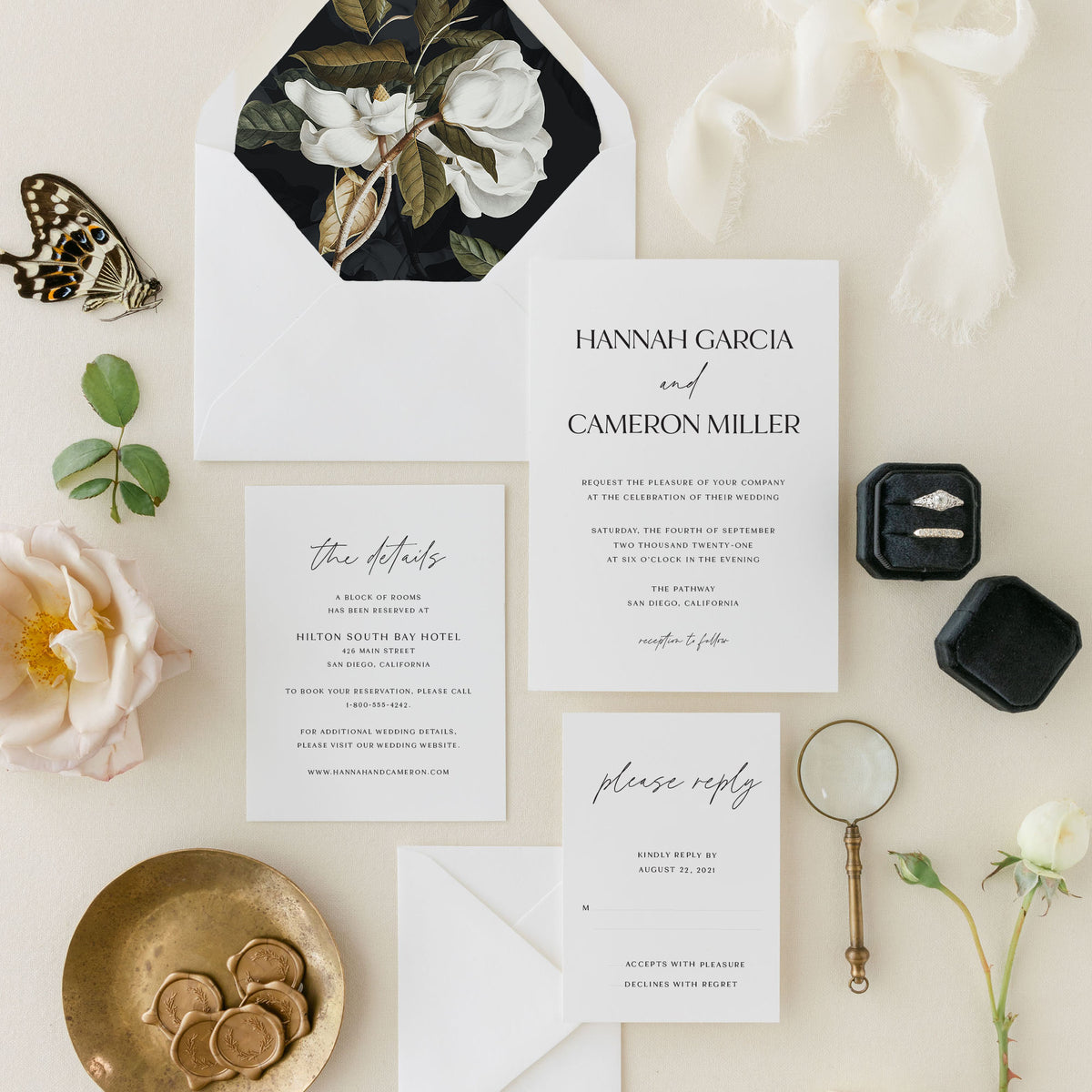 Modern wedding invitation suite | Honestweddingadvice.com