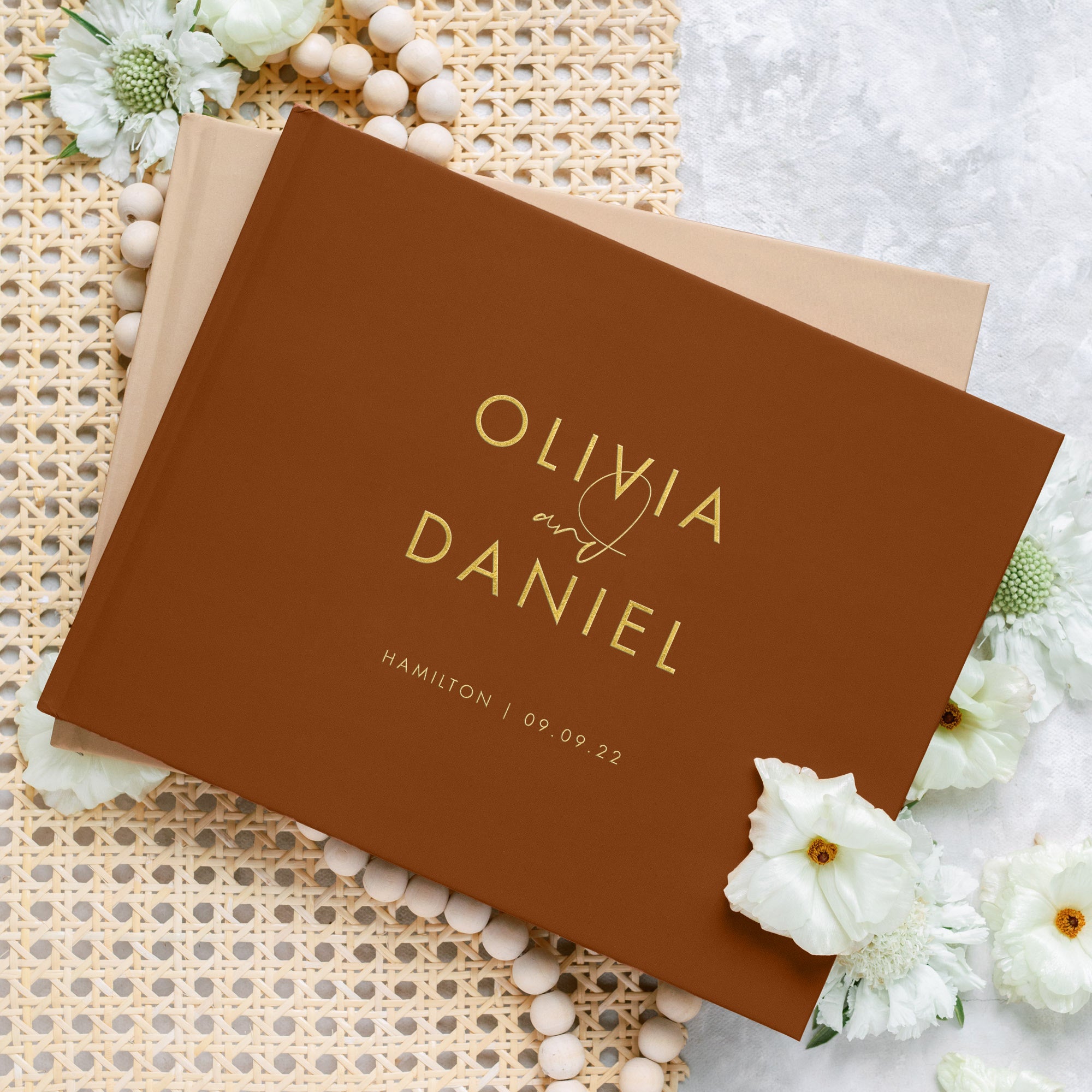 Minimalist Wedding Guest Book | The Olivia